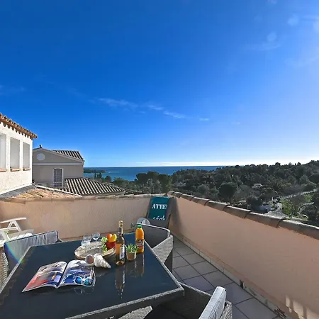 Lägenhet Village Cap Esterel - L'esquinade-111 By Interhome